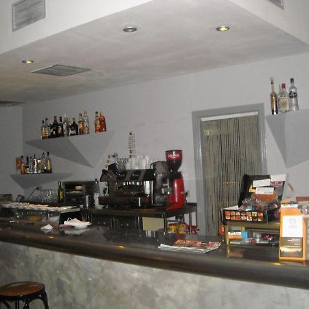 Hostal La Ponderosa Sancti Spíritus Esterno foto